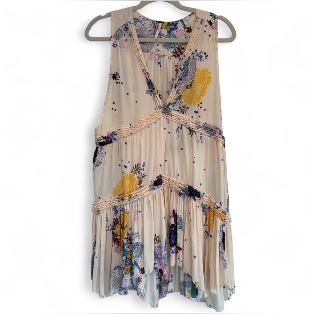 Free People Floral Sleeveless V-Neck‎ Top